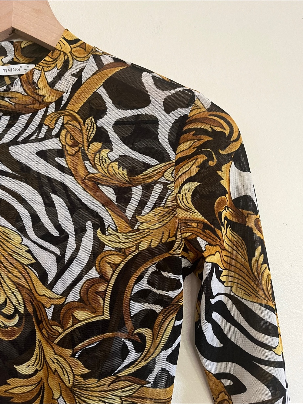 Timing Gold, Black & White Long-Sleeve Baroque Animal Print Crop Top - Picture 4 of 6